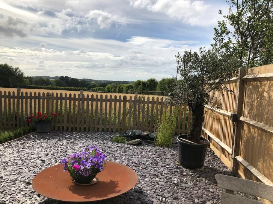 Self Contained Garden Studio With Stunning Views Sissinghurst Exteriér fotografie